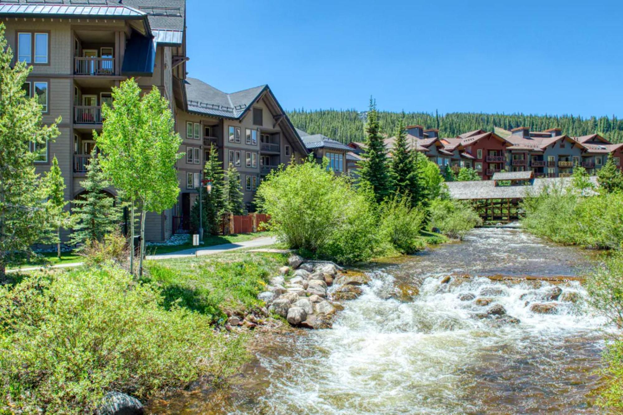 Peregrine Hotel Copper Mountain Room photo