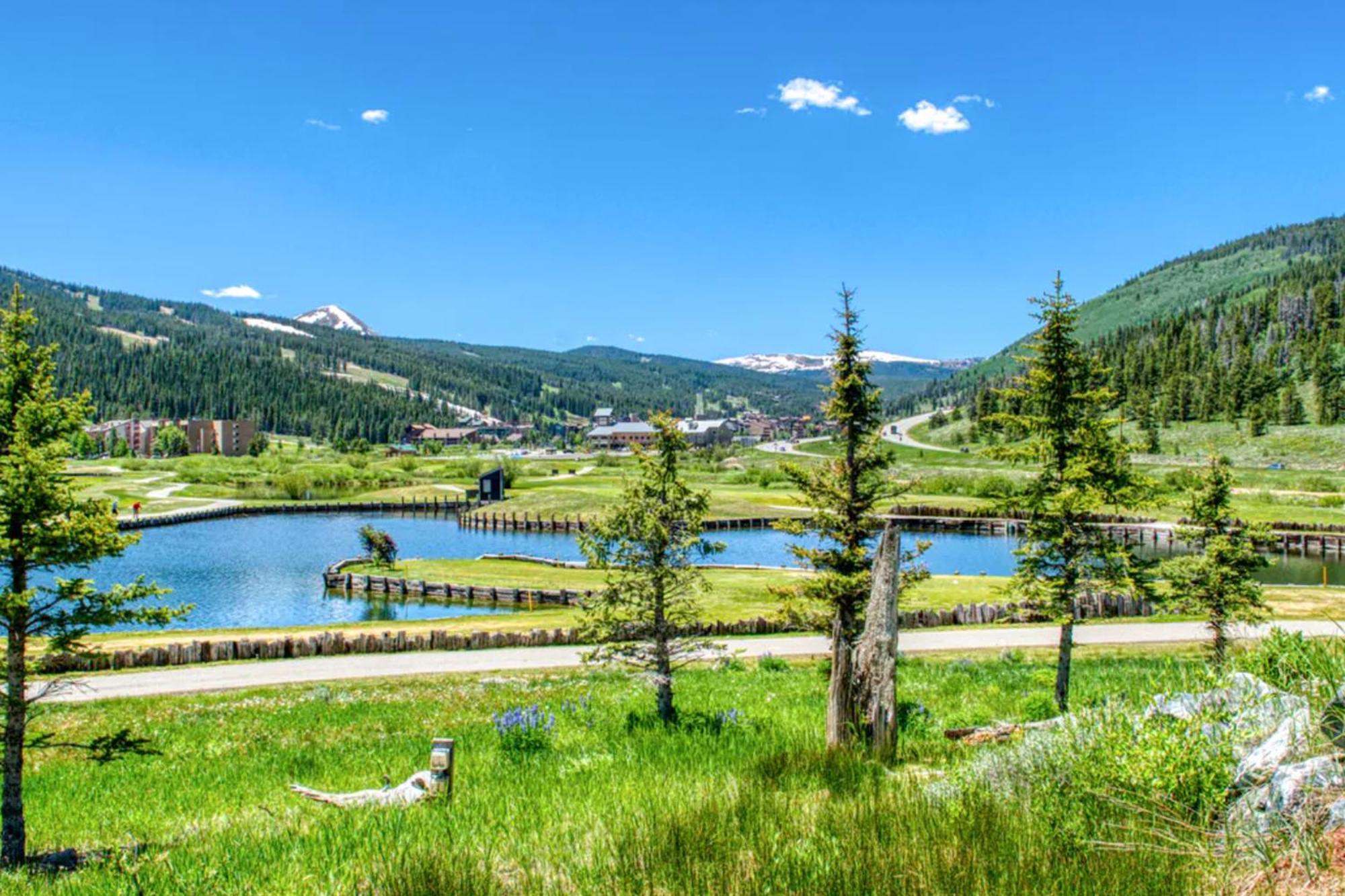 Peregrine Hotel Copper Mountain Room photo