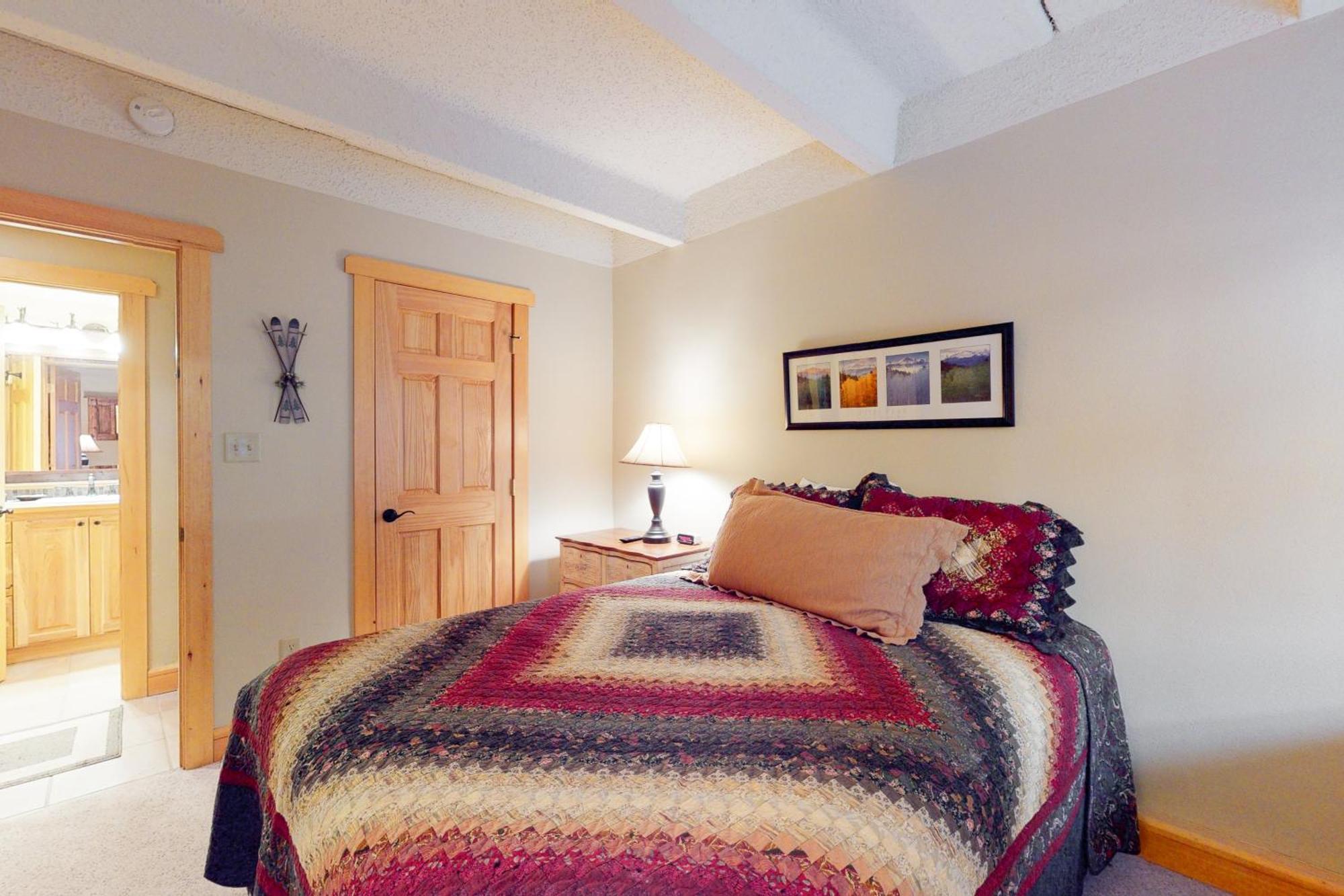 Peregrine Hotel Copper Mountain Room photo